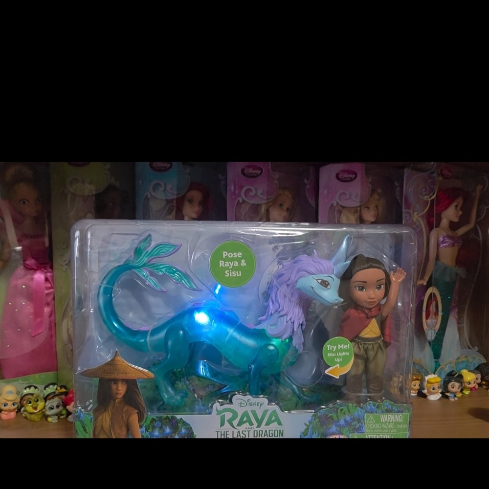 Disney Sisu Dragon Doll Set